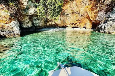 Karaburun-Halbinsel: Schnorcheln bei Haxhi Ali Höhle & Stränden