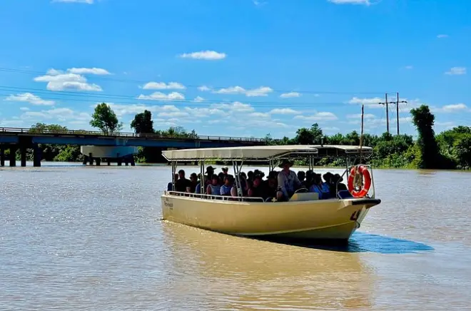 St Lucia Estuary hippo and croc boat cruise from Durban