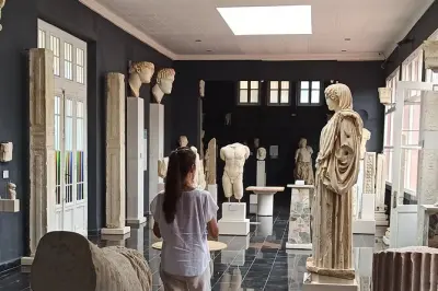 Ruínas de Tipaza e Cherchell: Sítios romanos com guia local