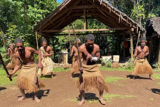 Tour culturale a Port Vila e nuoto alla Blue Lagoon
