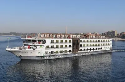 Nil depuis Assouan : Montgolfière et visite d'Abu Simbel en 4 jours