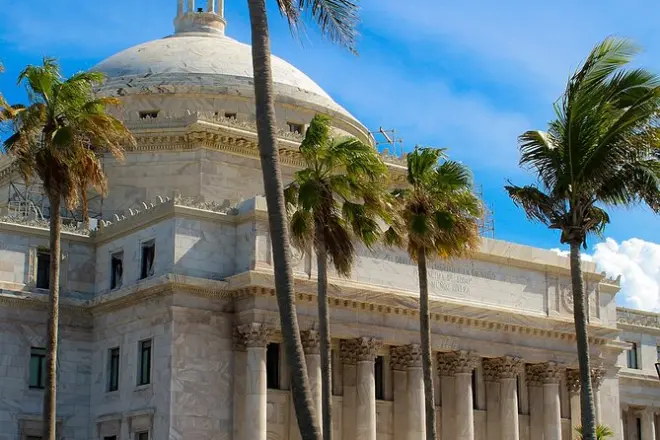 Old San Juan private tour: Castillo, beaches & culture