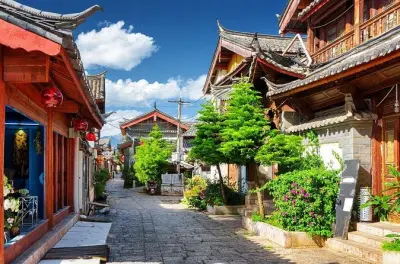 Lijiang Privattour: Altstadt, Baisha & Schwarzer Drachenpool
