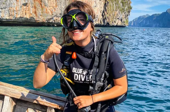 Buceo en Phi Phi con 2 inmersiones, tortugas y tiburones