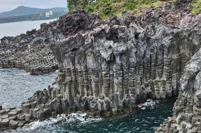 Private Jeju South & West Tour: Select Your Guide Level