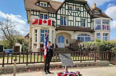 Private D-Day Canadian Tour from Rouen: Juno Beach & War Cemetery