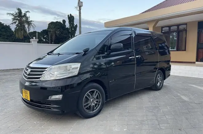 Transfert aéroport Dar es Salaam vers hôtel : Toyota Alphard privée