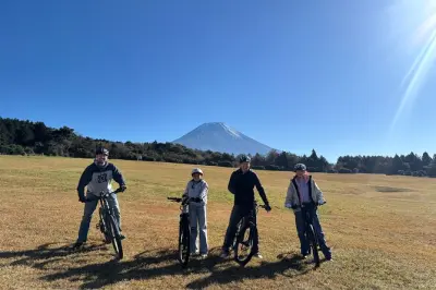 E-bike privata al monte Fuji tra strade tranquille con guida locale