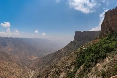Tour a Al Habala desde Abha: Vistas al Gran Cañón y castillo otomano