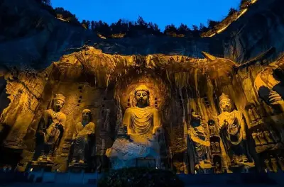 Luoyang Private 4WD Tour: Shaolin Temple & Longmen Grottoes