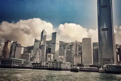 Hong Kong walking tour: Private half-day with local guide