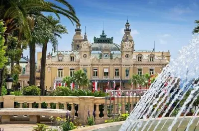 French Riviera tour Nice to Monaco: Small group van with guide