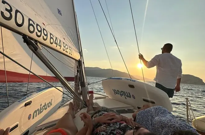 Private Sunset Sailing Cruise from Skopelos: Swim & Drinks