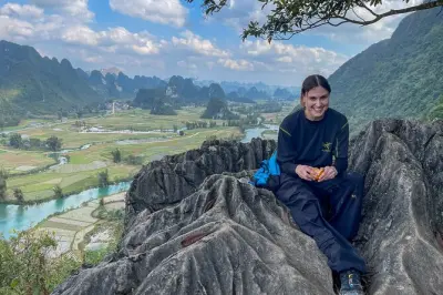 Cao Bang Motorbike Tour: Ban Gioc Waterfall & Mount Angel Eye