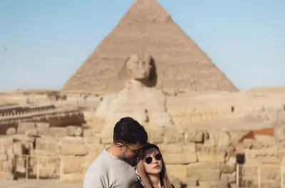 Giza Pyramids Tour with Egyptologist Guide and Camel Ride