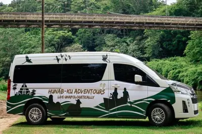 Traslado do aeroporto de Belize para San Ignacio: Van privativa