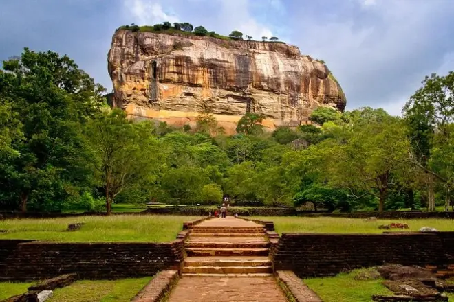 Sri Lanka 6 dias saindo de Galle com guia privado e carro luxo
