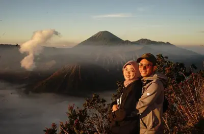 Mount Bromo Sonnenaufgang: Private Jeep-Tour & Kraterwanderung