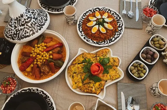 Aula de culinária tunisiana em Sousse: Aprenda com uma avó local