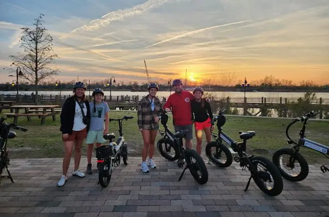 Wilmington e-bike al tramonto: Lungofiume e Greenfield Lake