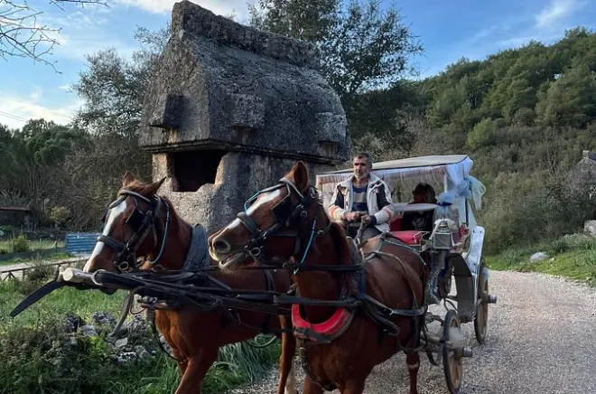 Kayaking Kayaköy Ghost Town: Meet the Horses