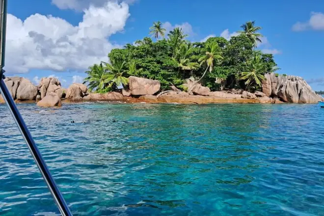 Snorkeling Praslin: Sister, Coco & Félicité Islands
