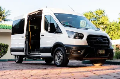 Transfert privé en minibus de l’aéroport de Tulum aux hôtels