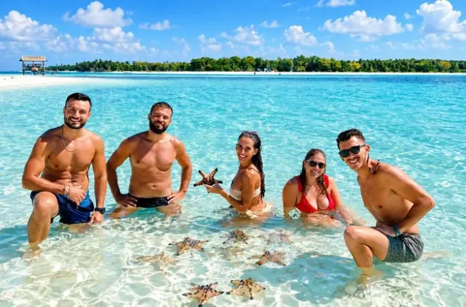 Snorkeling a Balabac con tartarughe e secca delle stelle marine
