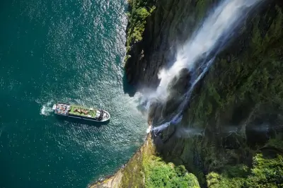 Milford Sound da Te Anau: Crociera di lusso inclusa