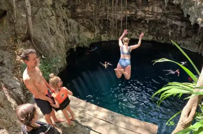 4 Cenoten bei Mérida mit Schwimmen und traditionellem Essen