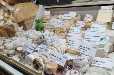 Lausanne food tour: Taste Swiss cheese, chocolate and Rösti
