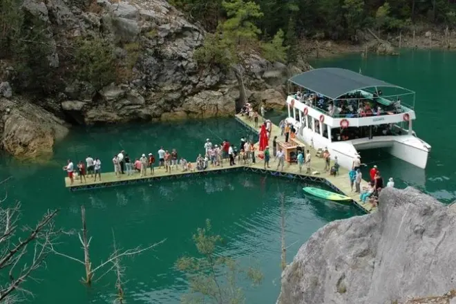 Da Belek, barca al Green Canyon con sosta per nuotare alla diga