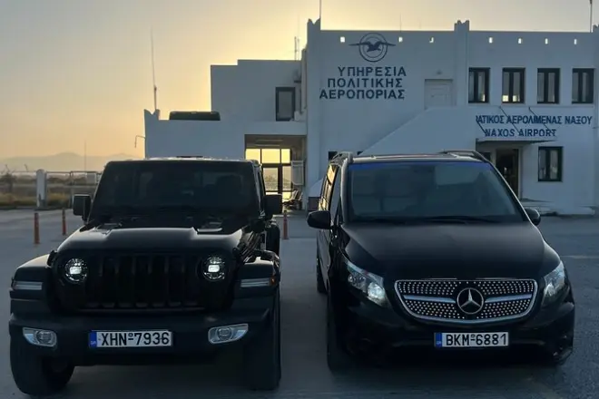 Transferts privés à Naxos : Vans et jeeps pour groupes