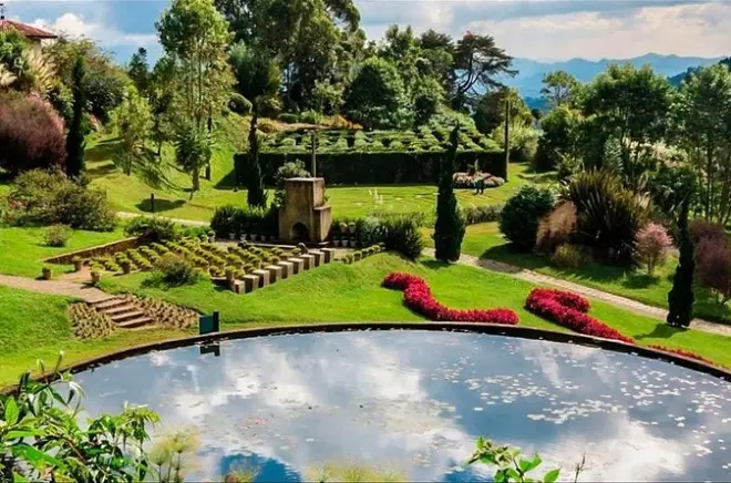 Campos do Jordão passeio privado: Jardins, cachoeiras e Capivari