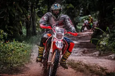 Enduro a Koh Samui: Percorsi off-road nella giungla