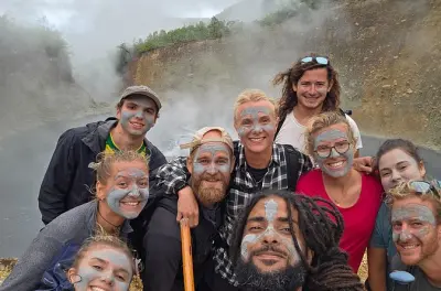 Boiling Lake a Dominica con bagno vulcanico e sorgenti termali