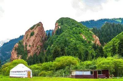 3-Day Issyk-Kul Lake Tour: Yurt Stay & Eagle Show