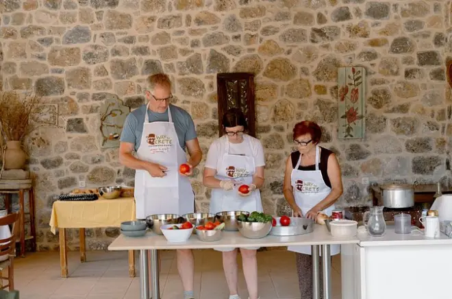 Cretan cooking class in Chania: Hands-on lesson