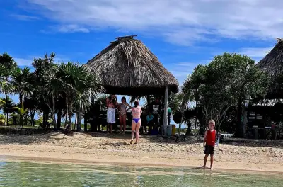 Ambergris Caye: Private Insel mit Paddleboards und Kühlbox buchen
