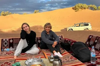 Deserto do Saara 2 dias: Caminhada de camelo e pão assado na areia