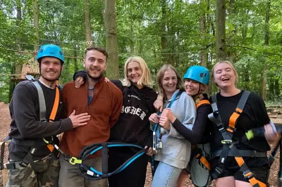 Activités en forêt près du pont suspendu de Clifton