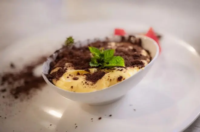 Corso di cucina tiramisù e cantucci in Chianti con degustazione vini