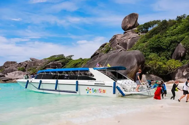 Schnorcheln Similan Inseln Segelfelsen und Korallenriffe