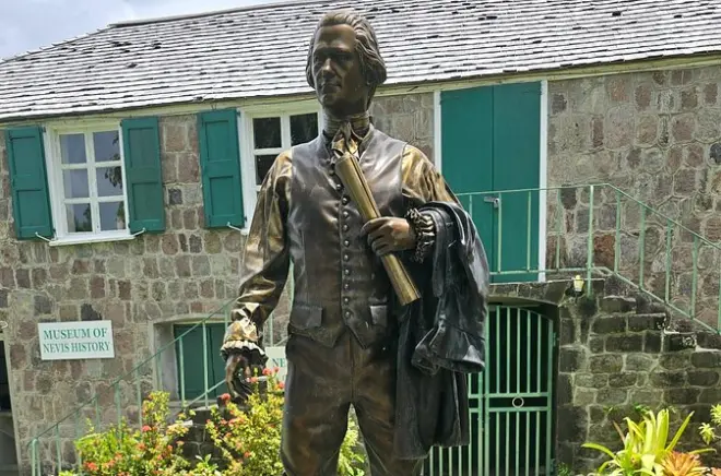 Tour isola di Nevis: Charlestown, sorgenti termali e spiaggia