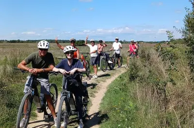 E-bike intorno al lago Trasimeno: Percorso ciclabile di 56 km