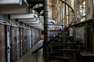 Alcatraz e prigione di San Quentin: Due strutture leggendarie
