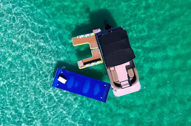 Location de ponton à Destin pour Crab Island : Détente et vie marine