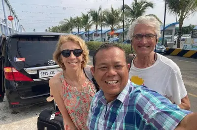 Private Taxi Phnom Penh to Siem Reap: English-Speaking Driver