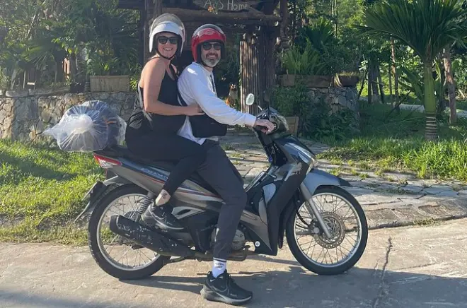 Ha Giang Loop de moto: Cachoeira e vilarejos étnicos