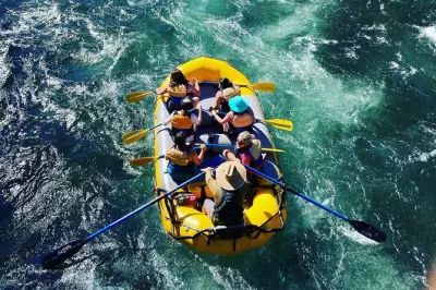 Rafting sul fiume McKenzie in Oregon: Rapide di classe II e III